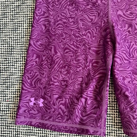 Under Armour Purple Swirl Compression 8” Shorts Size M - Picture 3 of 11